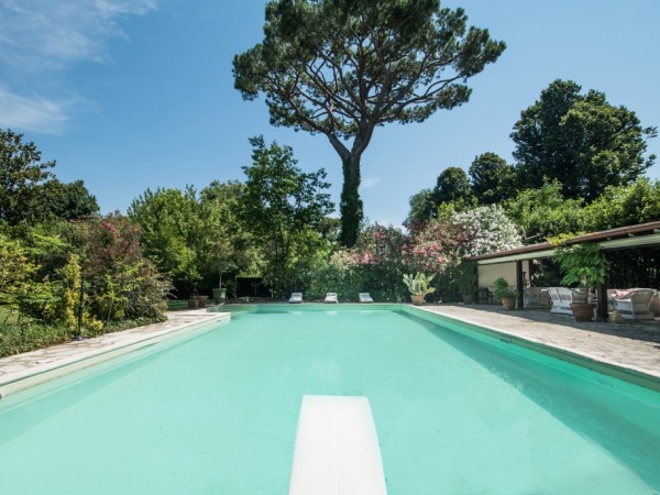 Riferimento SV0852GT - villa in Покупая и продавая in Pietrasanta - Marina Di Pietrasanta