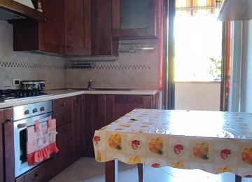 Appartamento con ingresso indi