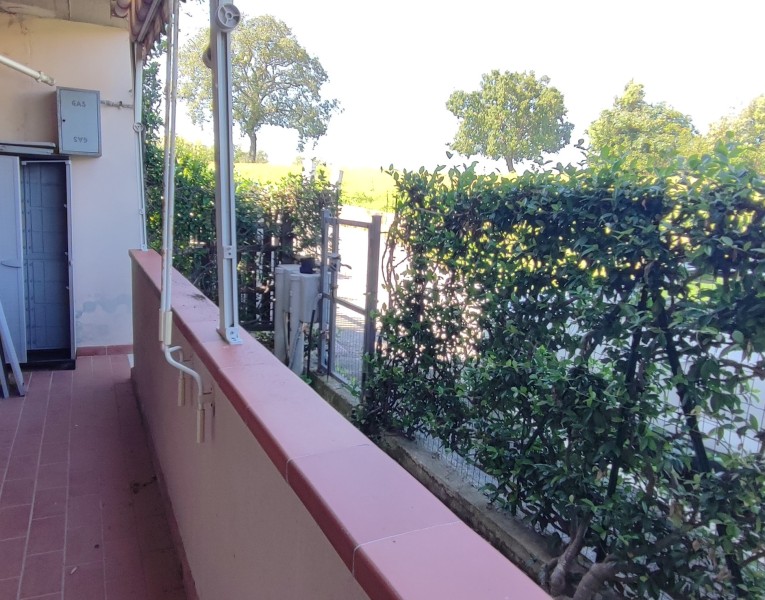 Appartamento con ingresso indi