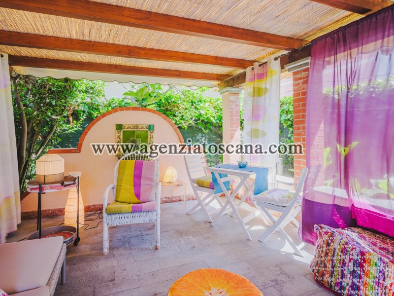 Two-family Villa for rent, Forte Dei Marmi - Centrale -  28