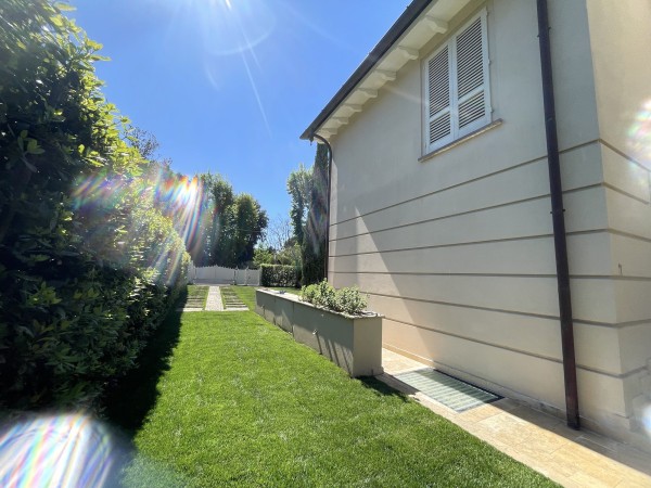Riferimento SV015 - villa in Buying And Selling in Pietrasanta