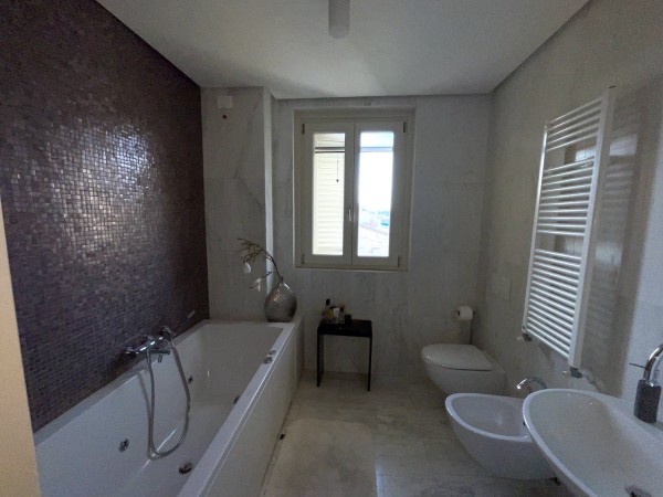 Riferimento SV15 - villa in Buying And Selling in Pietrasanta