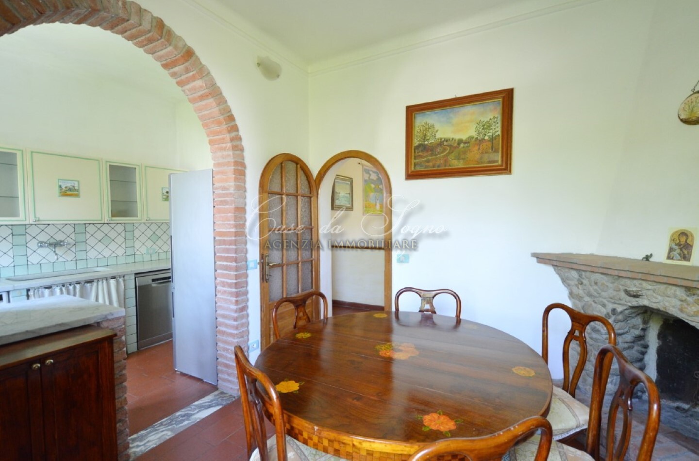 559 - cover Villa centro