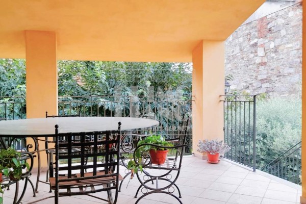 Villa For Sale In Lucca