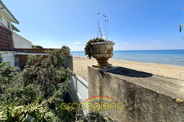 SAN VINCENZO - FRONTE MARE CON