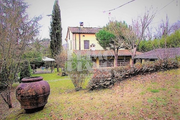 Country House For Sale In Cama