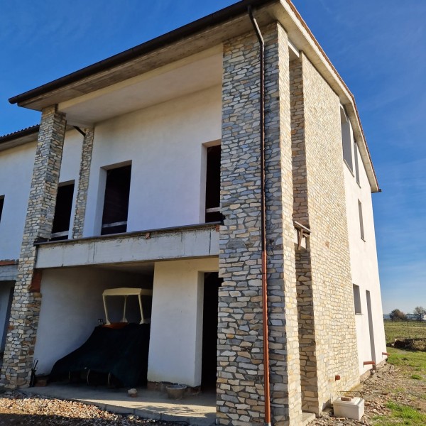 Terraced House On Sale, Pontedera - Pardossi - Reference: 907