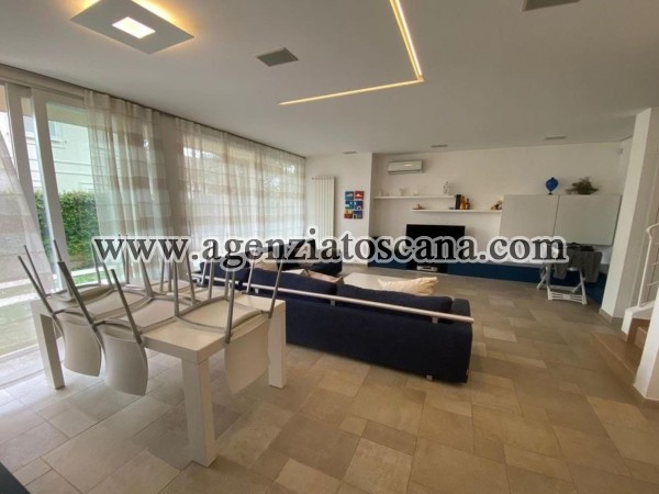 Villa for rent, Forte Dei Marmi - Levante -  2