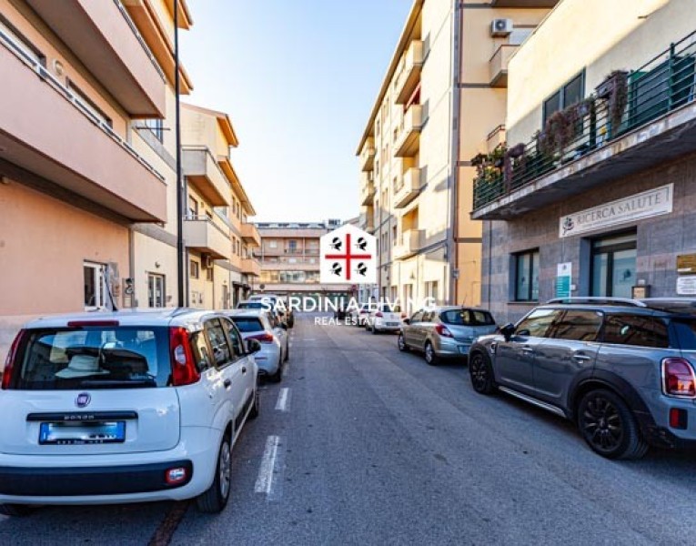 Grande appartamento con garage
