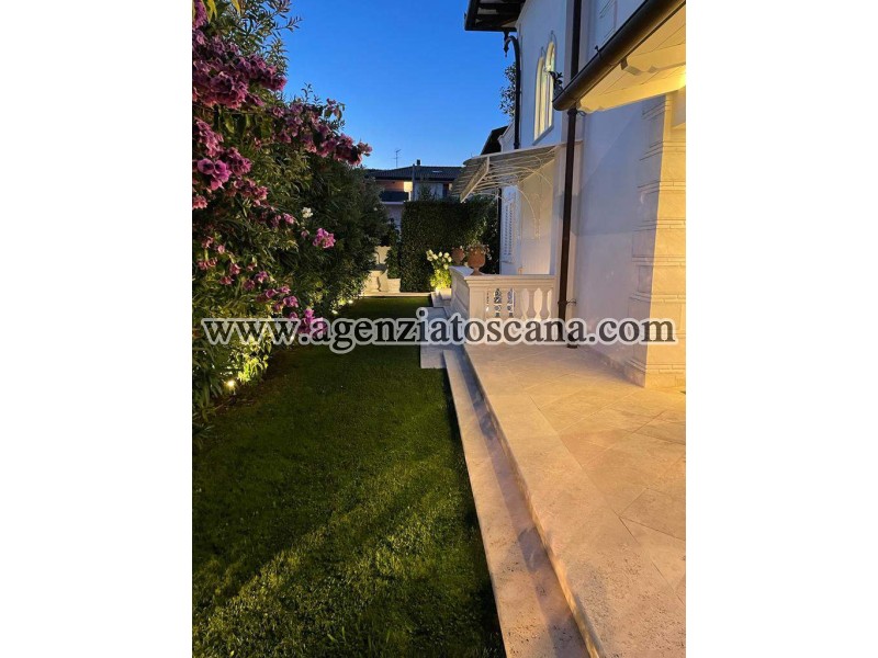 Villa in vendita, Pietrasanta - Marina Di Pietrasanta -  16