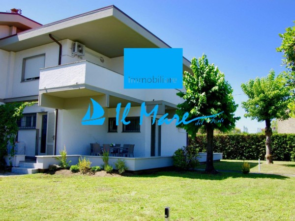 Reference 148 B-6 PL - Two-family Villa  for Rent in Forte Dei Marmi