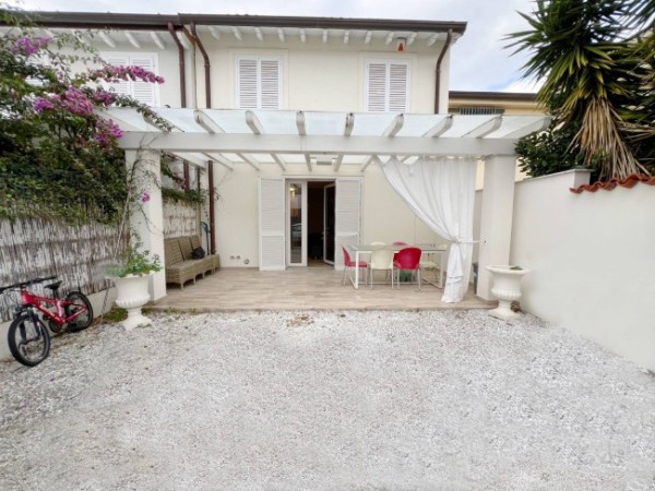 Porzione di Casa in vendita, Forte dei Marmi 