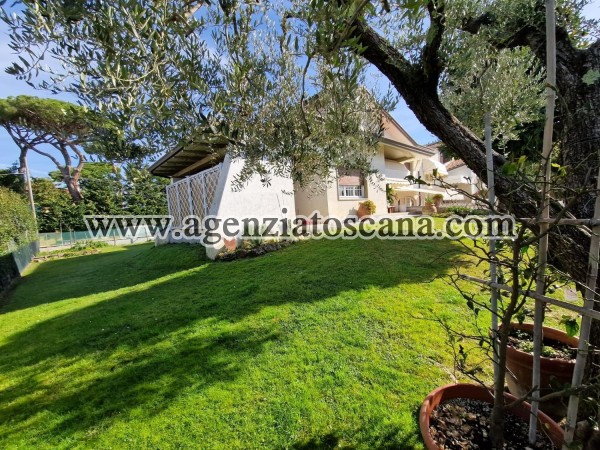 Two-family Villa for rent, Forte Dei Marmi - Ponente -  2