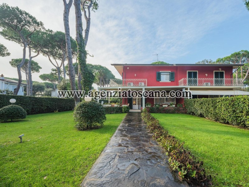 Two-family Villa for sale, Forte Dei Marmi - Ponente -  1