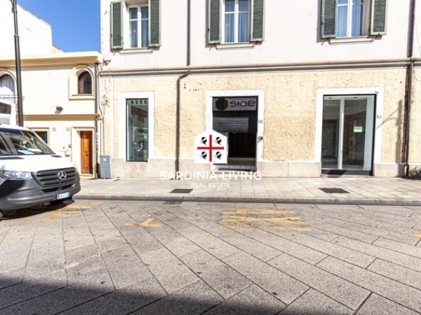 Olbia centro – ampio locale 