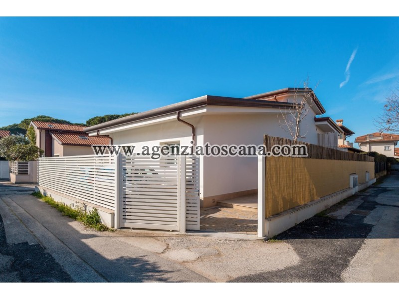 Villa for rent, Forte Dei Marmi - Centrale -  0