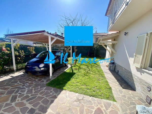 Reference 144-4 PL - Two-family Villa  for Rent in Vittoria Apuana