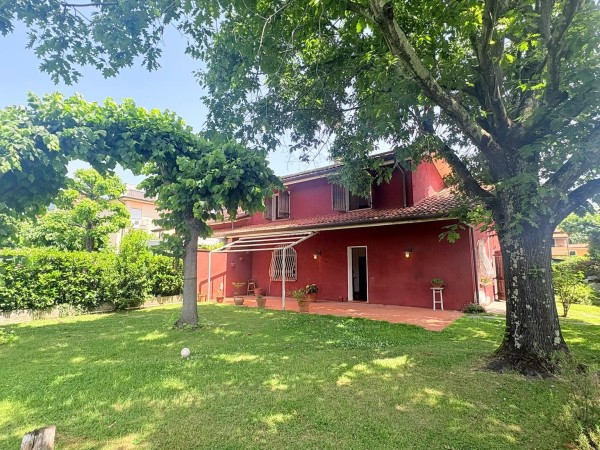 Porzione di Villa in vendita, Forte dei Marmi, Vittoria Apuana 