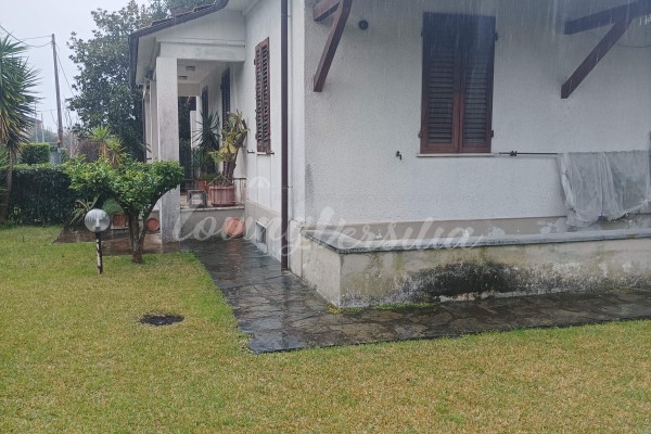 Two-family Villa For Sale In P