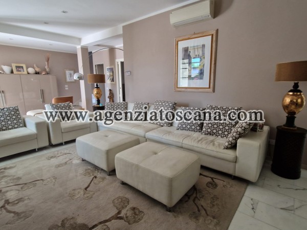 Villa With Pool for sale, Forte Dei Marmi - Centrale -  2