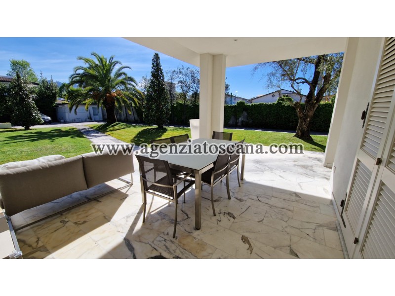 Villa With Pool for rent, Forte Dei Marmi - Centrale -  1