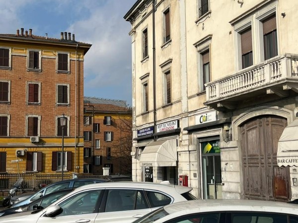 Riferimento LA202 - Magazzino in Affitto a Parma