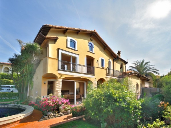 Villa Singola in vendita, Forte dei Marmi 