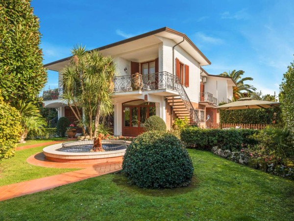 Villa Singola in vendita, Forte dei Marmi 