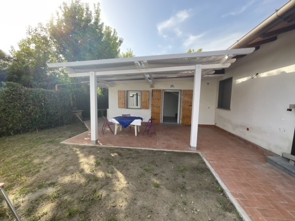 Riferimento SA0025 - detached house in Летняя аренда in Pietrasanta - Marina Di Pietrasanta