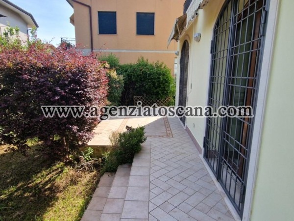 Two-family Villa for rent, Forte Dei Marmi - Centrale -  5