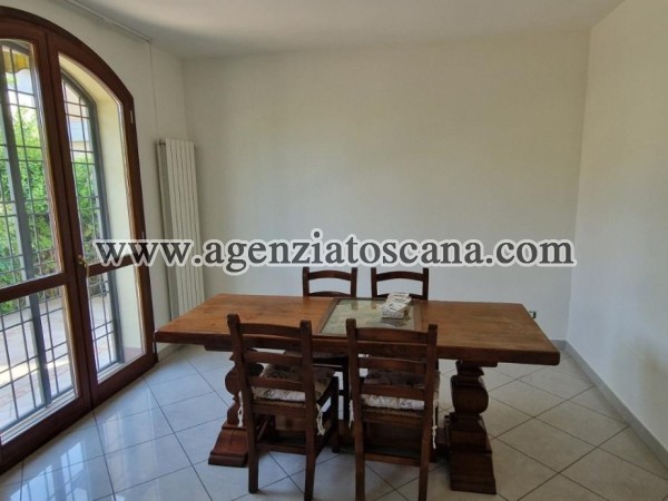 Two-family Villa for rent, Forte Dei Marmi - Centrale -  10