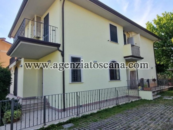 Villa Bifamiliare in vendita, Forte Dei Marmi - Centrale -  2