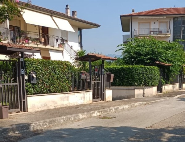 Villetta a Schiera in vendita, cassino 