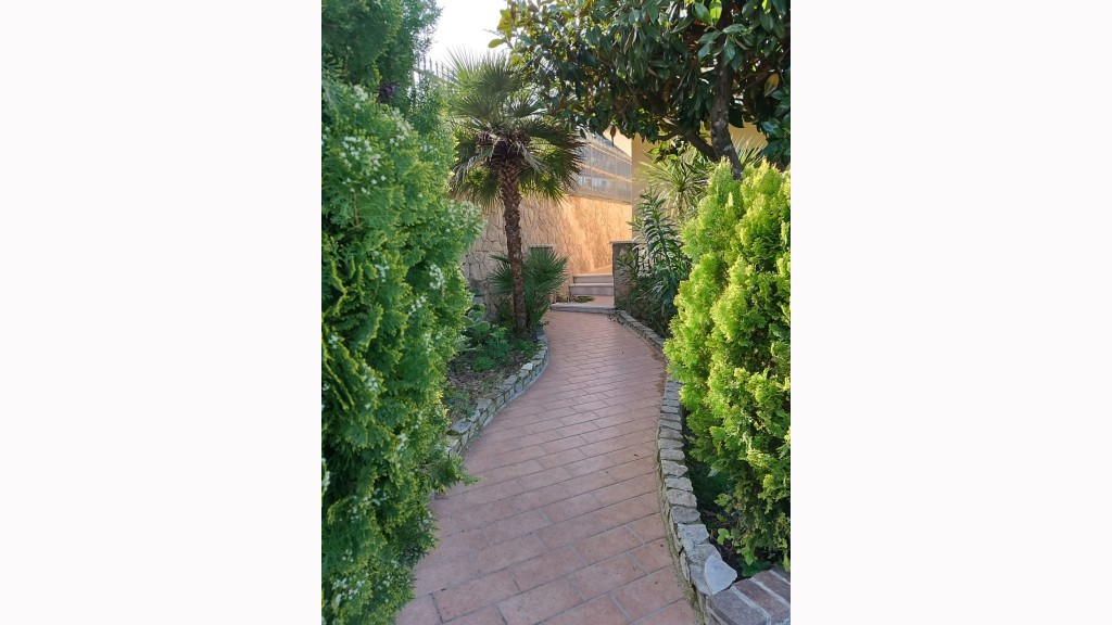 Villa Singolain Vendita, Sant'elia Fiumerapido - Riferimento: v5