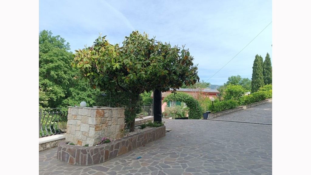 Villa Singolain Vendita, Sant'elia Fiumerapido - Riferimento: v5