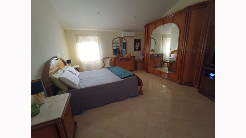 Villa Singolain Vendita, Sant'elia Fiumerapido - Riferimento: v5