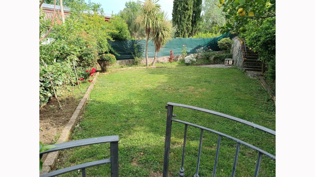 Villa Singolain Vendita, Sant'elia Fiumerapido - Riferimento: v5