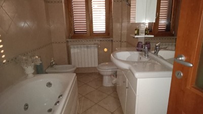 Villa Singolain Vendita, Sant'elia Fiumerapido - Riferimento: v5