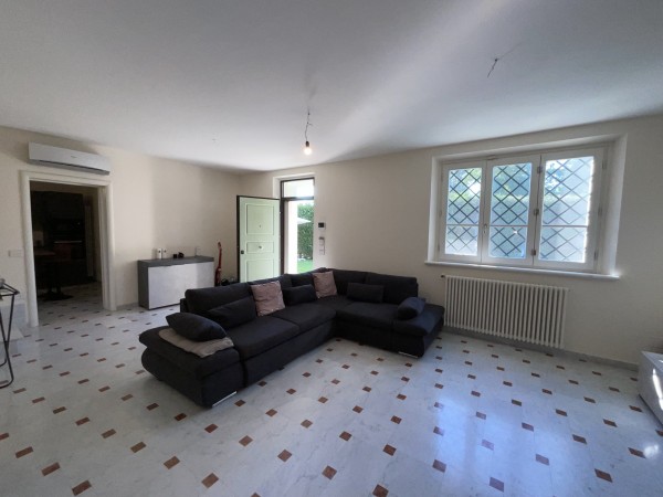 Riferimento SA027 - villa in Летняя аренда in Pietrasanta - Marina Di Pietrasanta
