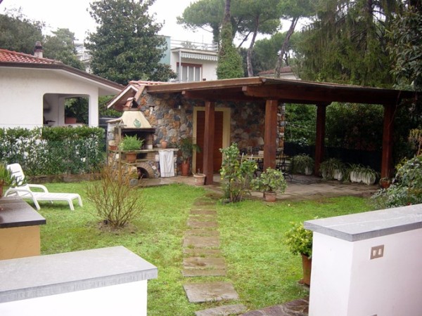 Riferimento SA034 - villa in Summer Rental in Pietrasanta - Marina Di Pietrasanta