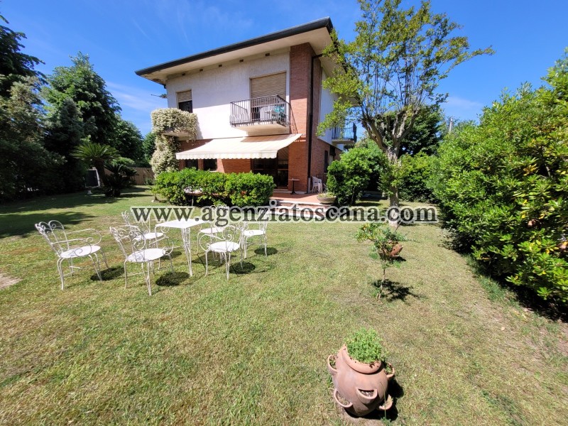 Villa for rent, Forte Dei Marmi - Vittoria Apuana -  1