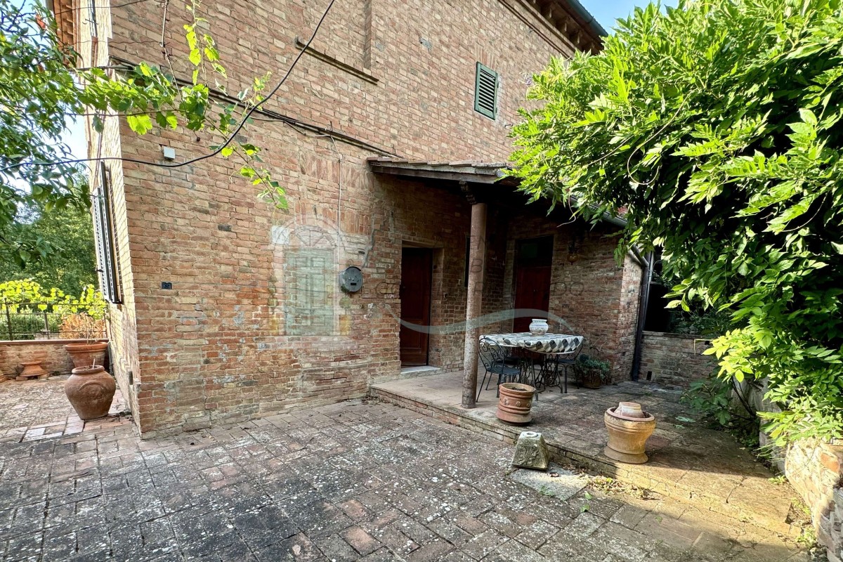 v171 appartamento siena 0ccb5