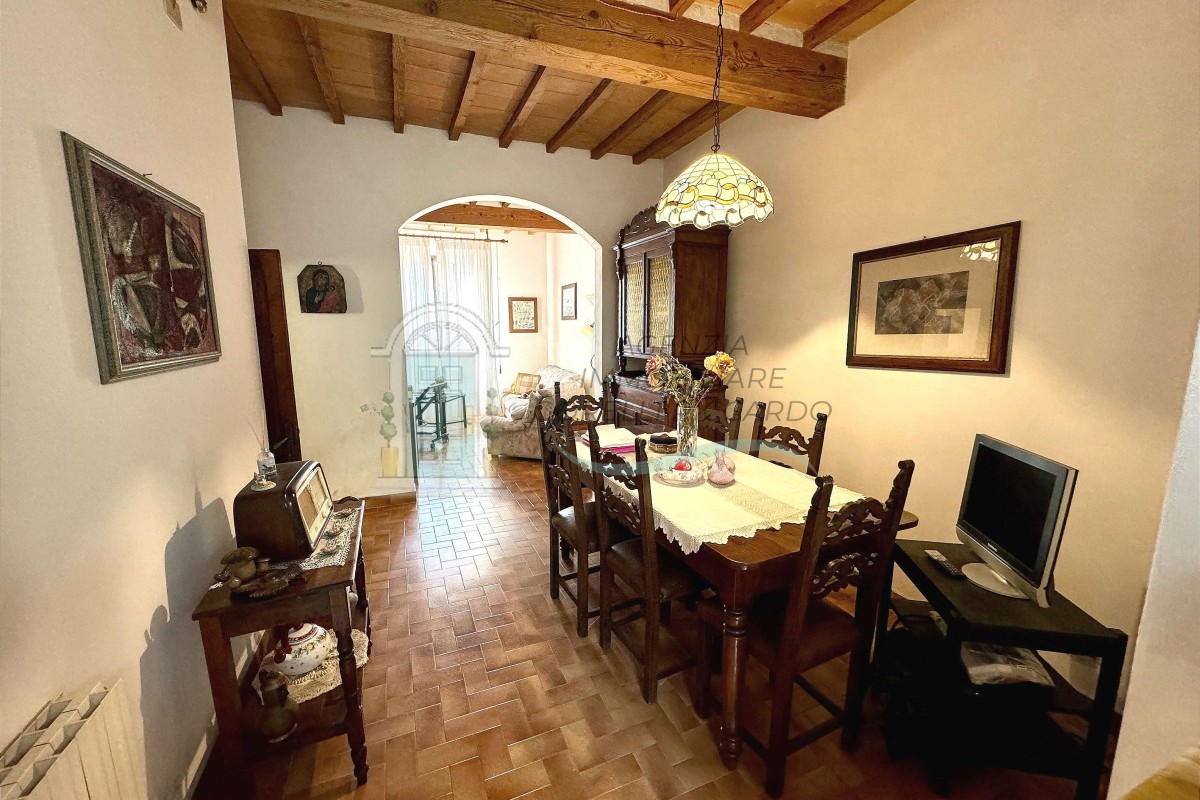 v171 appartamento siena c683e