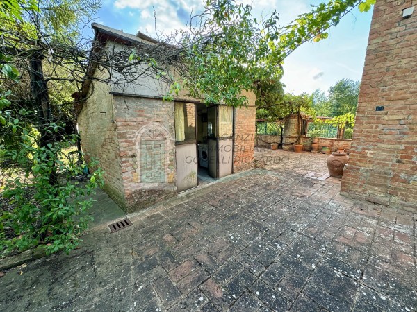 v171 appartamento siena b39d8