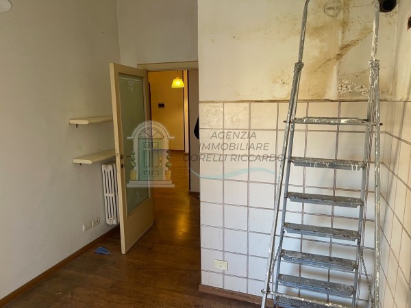 v182 appartamento siena 18778