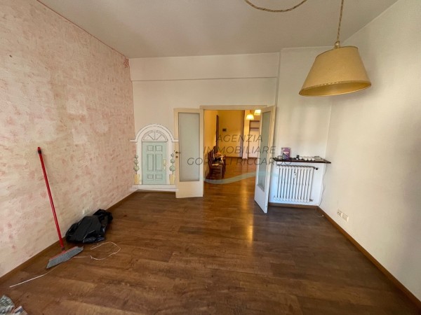 v182 appartamento siena 23f38