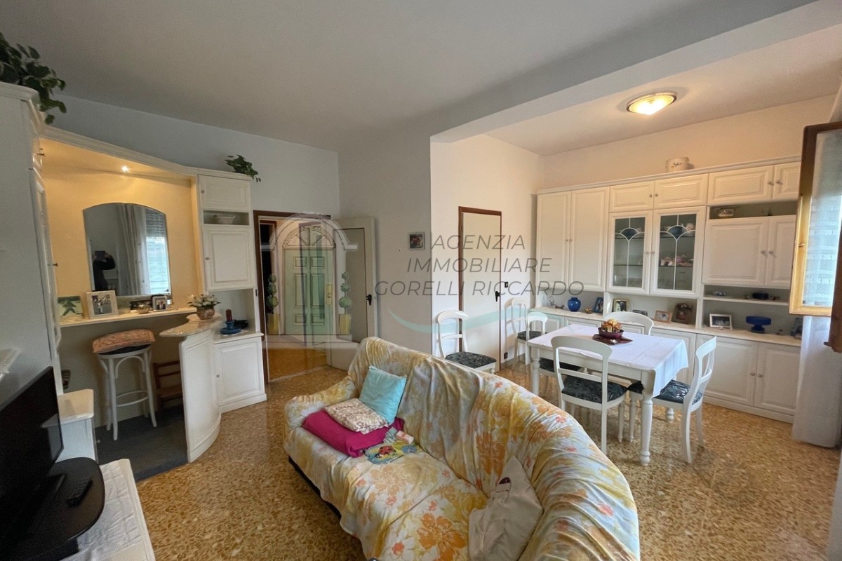 v183 appartamento siena 32947