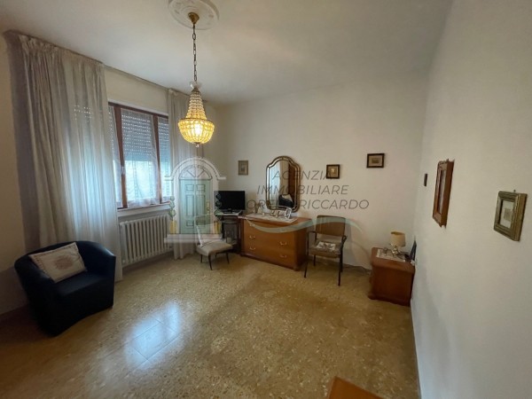 v183 appartamento siena d2044