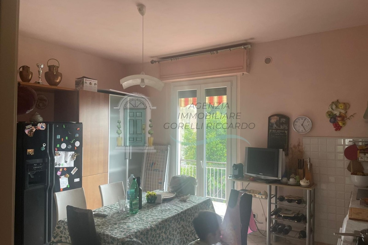 v186 appartamento siena d4647