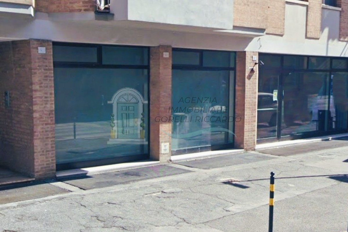 ac6 locale commerciale siena c046d